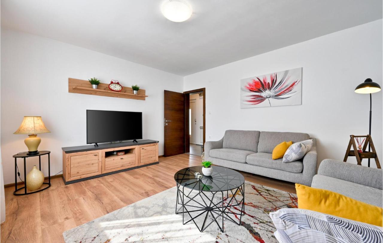 2 Bedroom Beautiful Home In Trnovec Εξωτερικό φωτογραφία