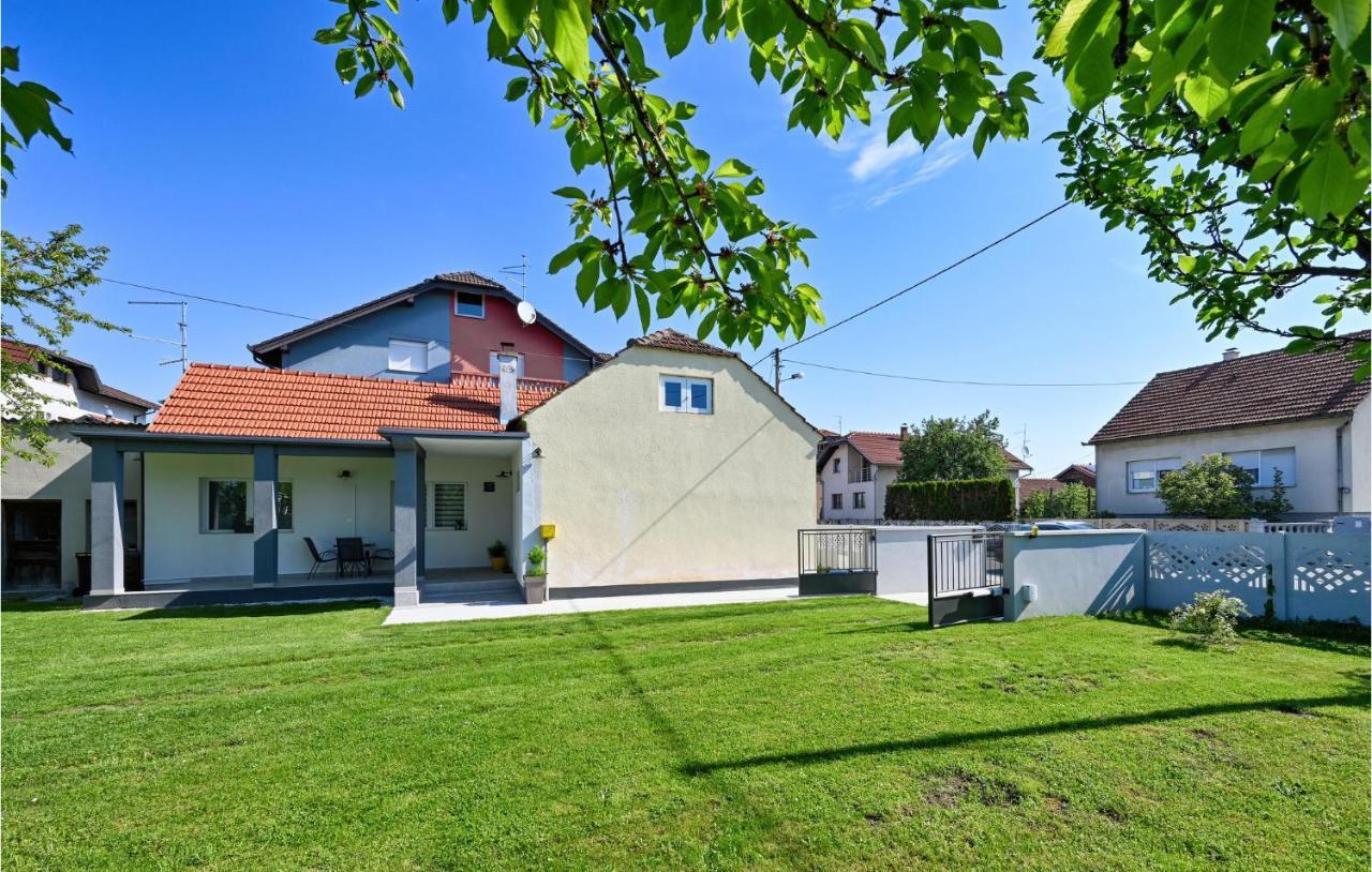 2 Bedroom Beautiful Home In Trnovec Εξωτερικό φωτογραφία